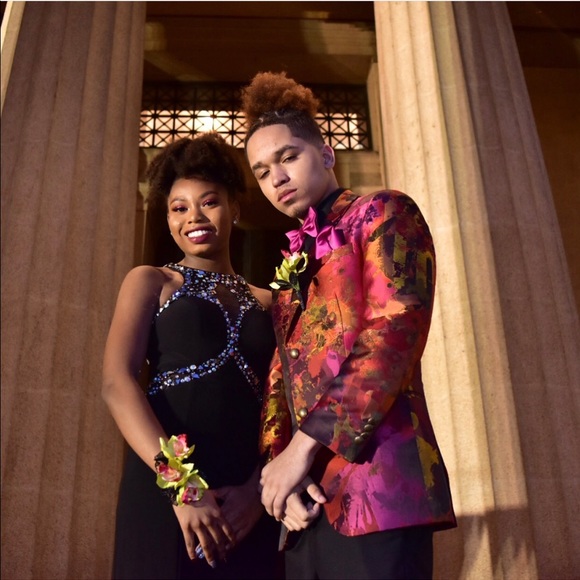 Sherri Hill prom dress - Picture 1 of 3